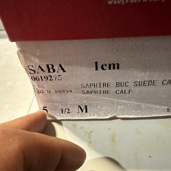 Ferregamo Sapphire buc suede - Picture 1 of 3